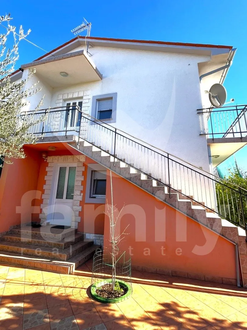 ekskluzivno - samostojeća kuća s velikom okućnicom - slika 4