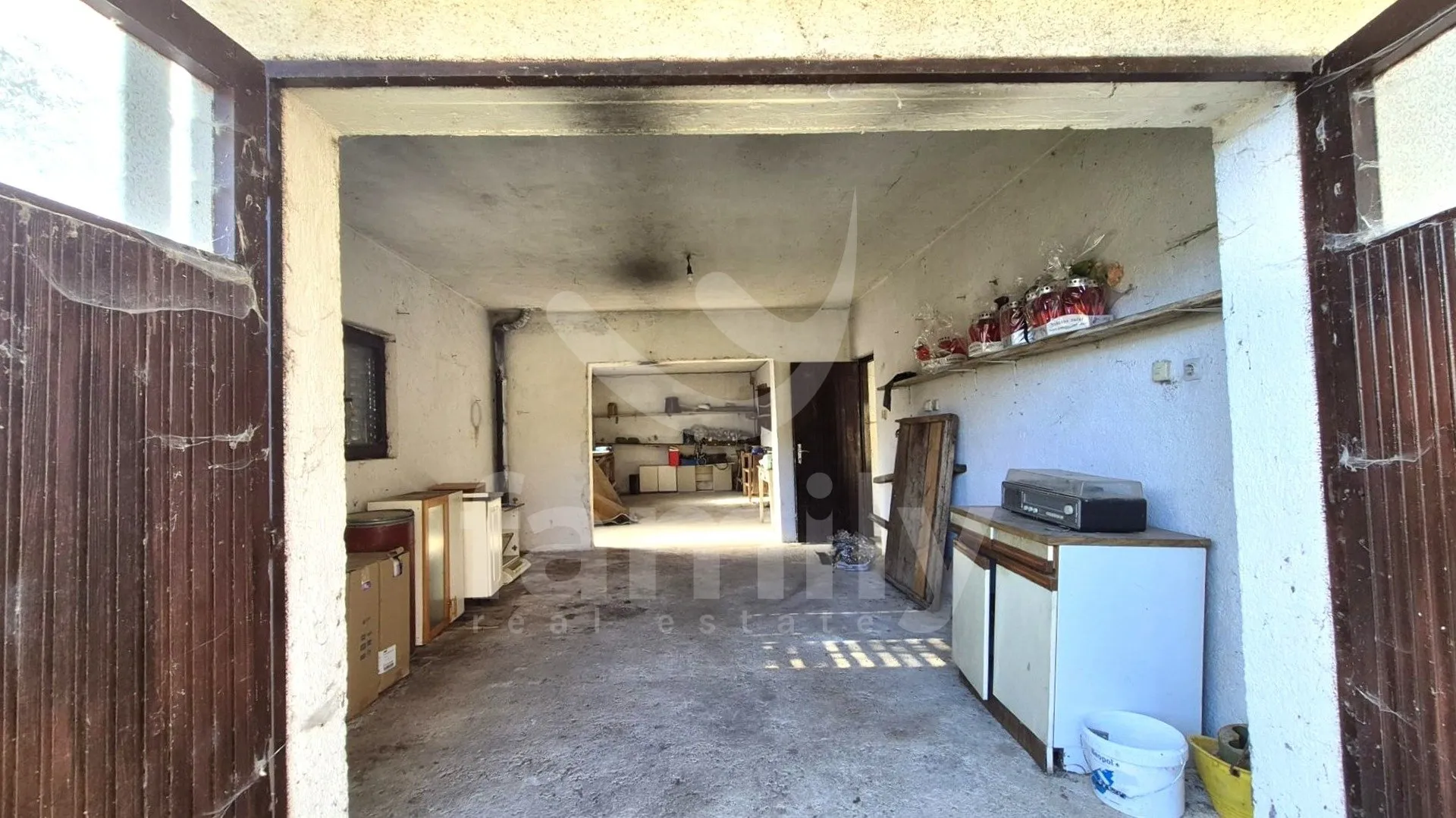 prodaja samostojeće kuće na mirnoj lokaciji u okolici pazina - slika 23
