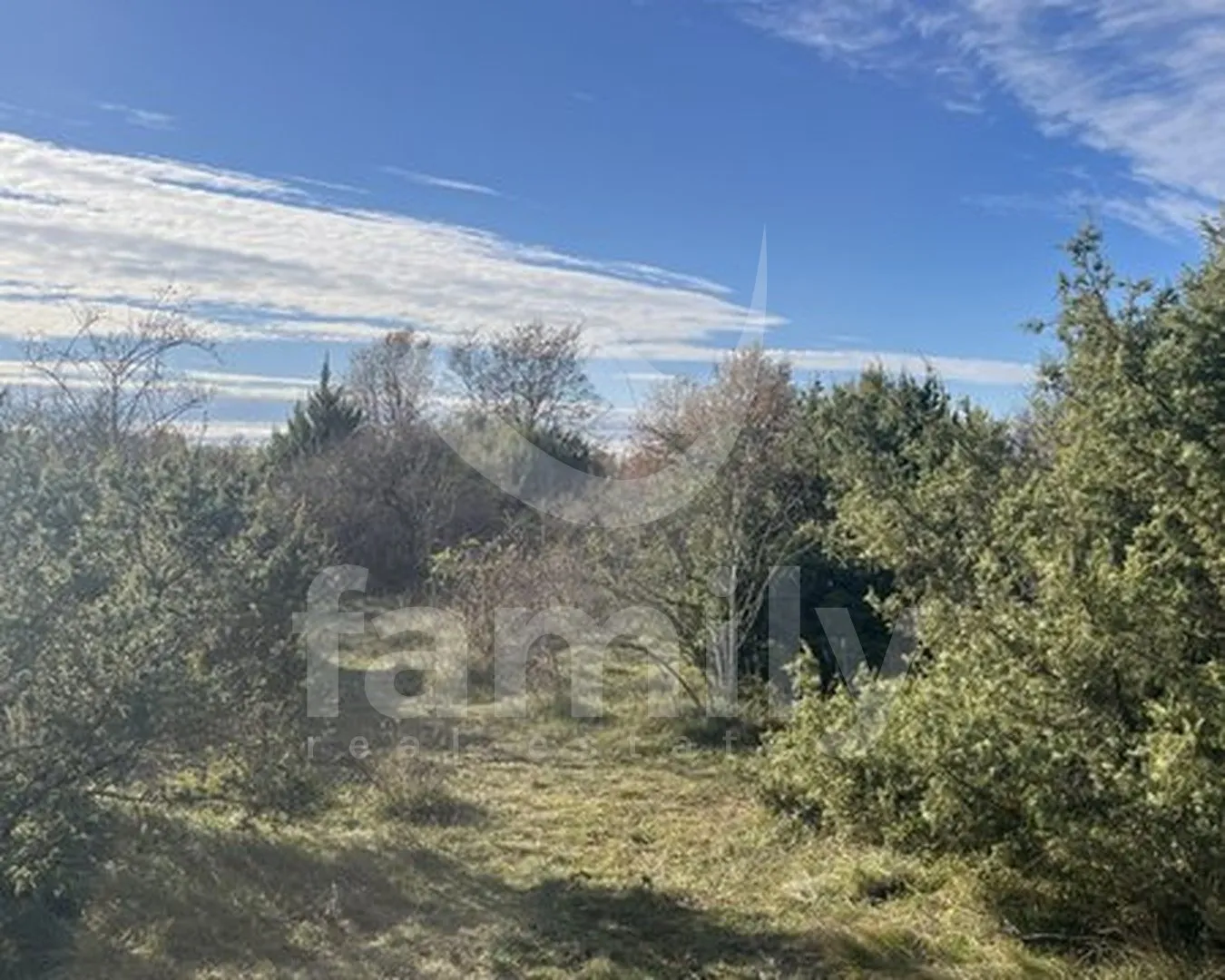 prodaja prostranog zemljišta blizu urbaniziranog dijela - slika 3