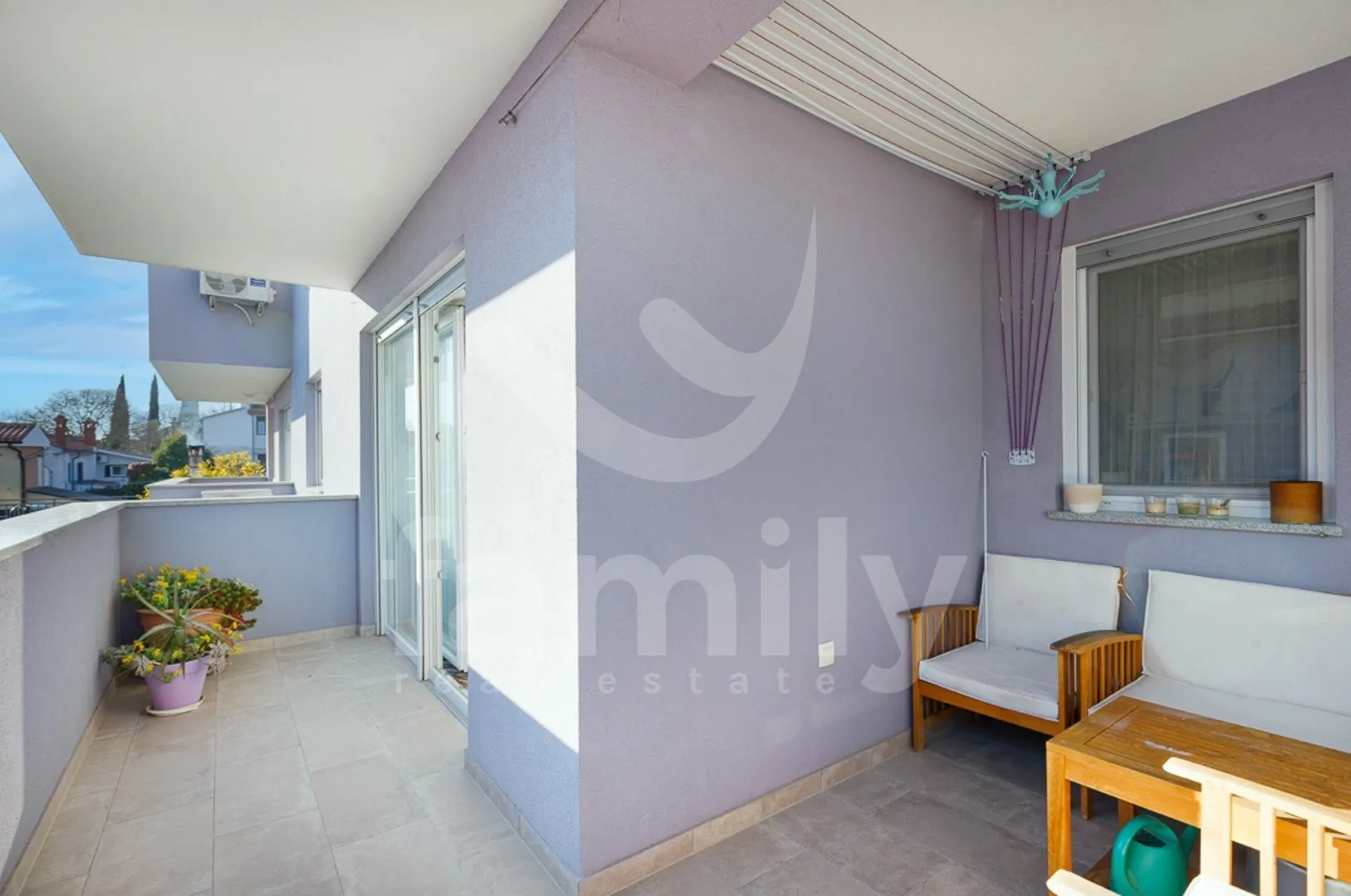 prodaja obiteljski stan s apartmanom i vrtom pula veli vrh - slika 10