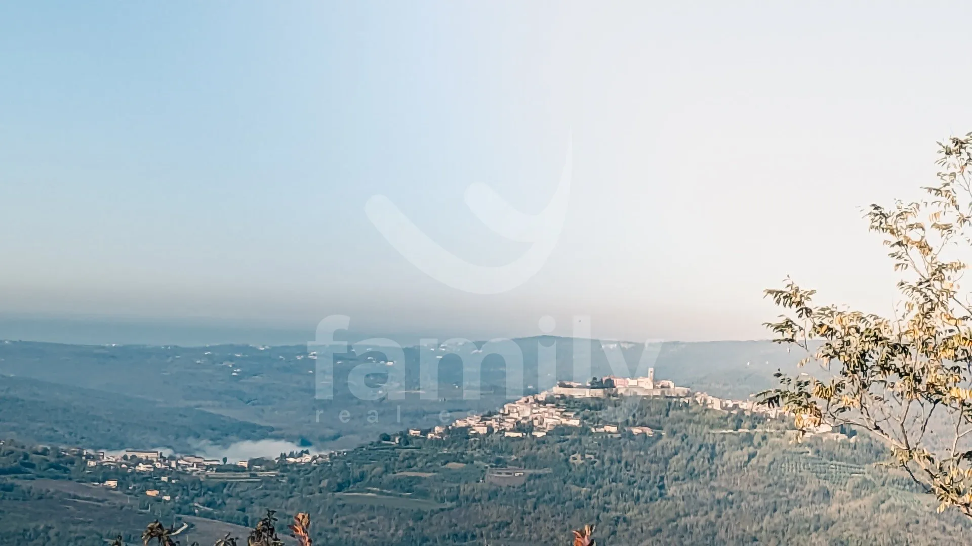 prekrasno građevinsko zemljište sa pogledom na motovun - slika 3