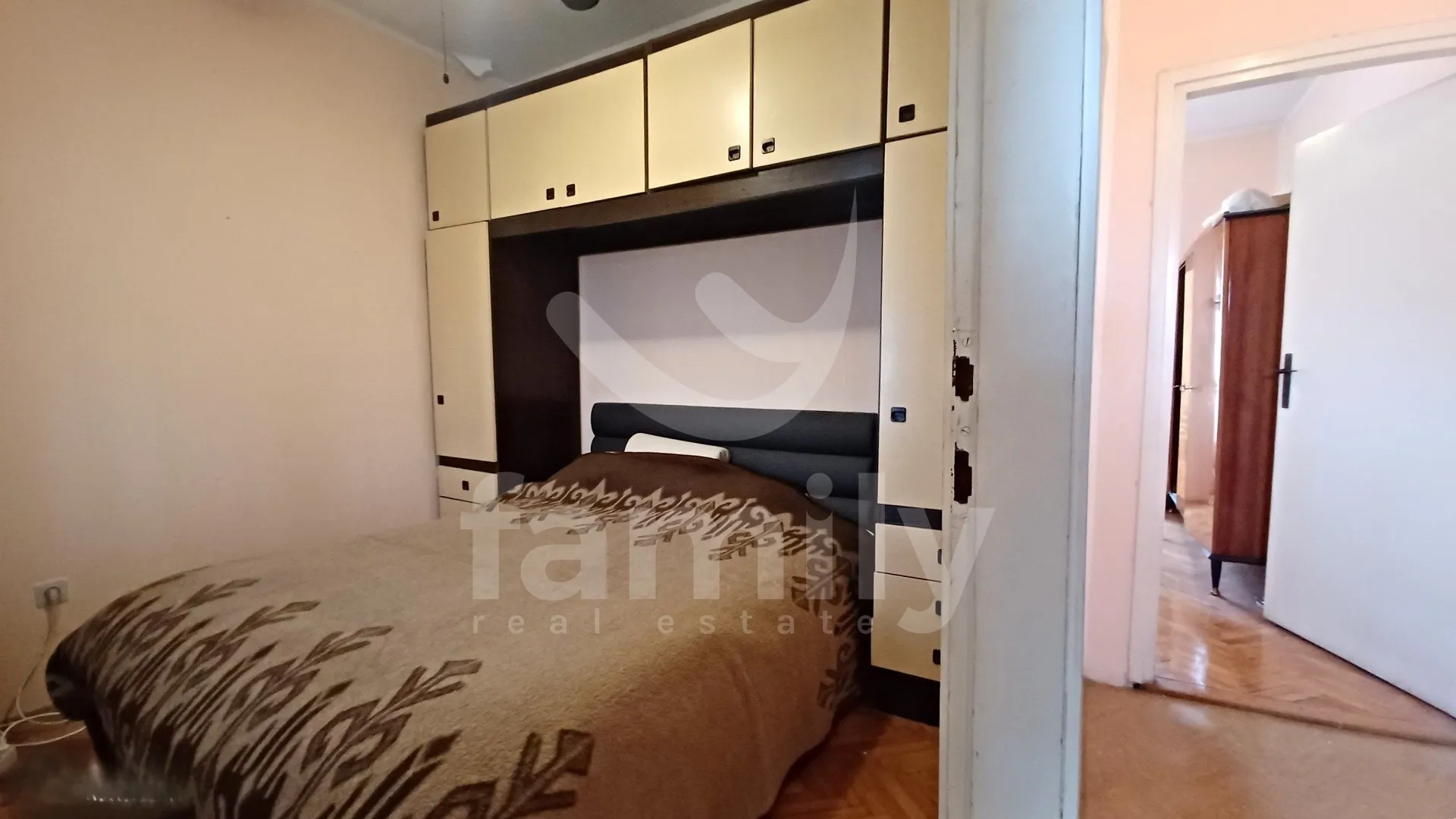 kuća u samom centru pule s vrtom - rijetkost na tržištu! - slika 9