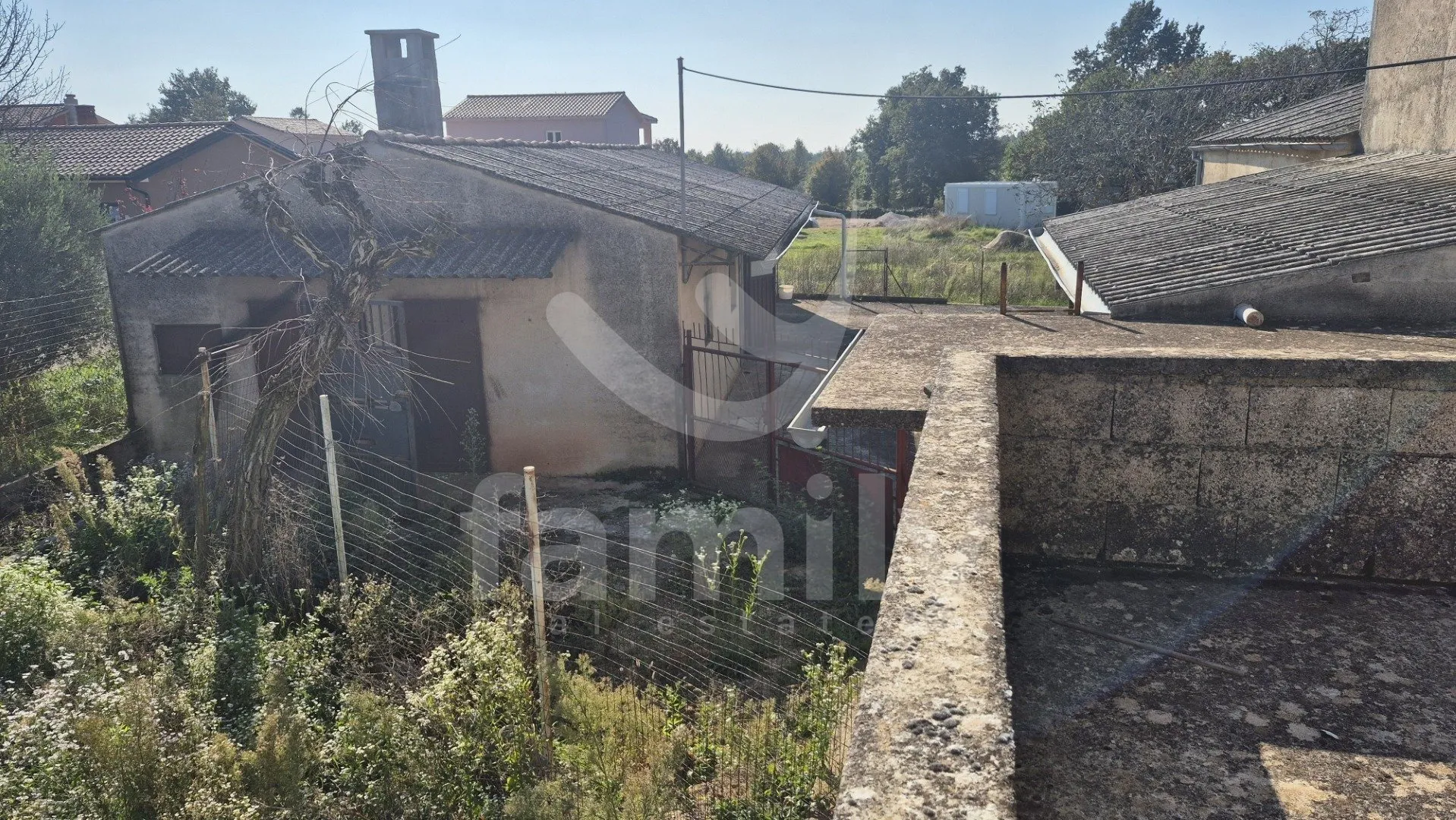 predivna kuća sa okućnicom i velikim potencijalom za uređenje - slika 23