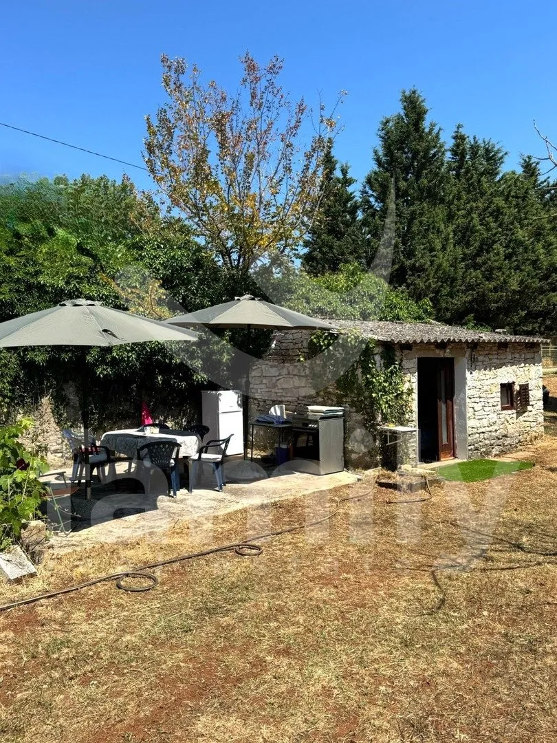 ekskluzivno kućica na atraktivnom građevinskom zemljištu - slika 3