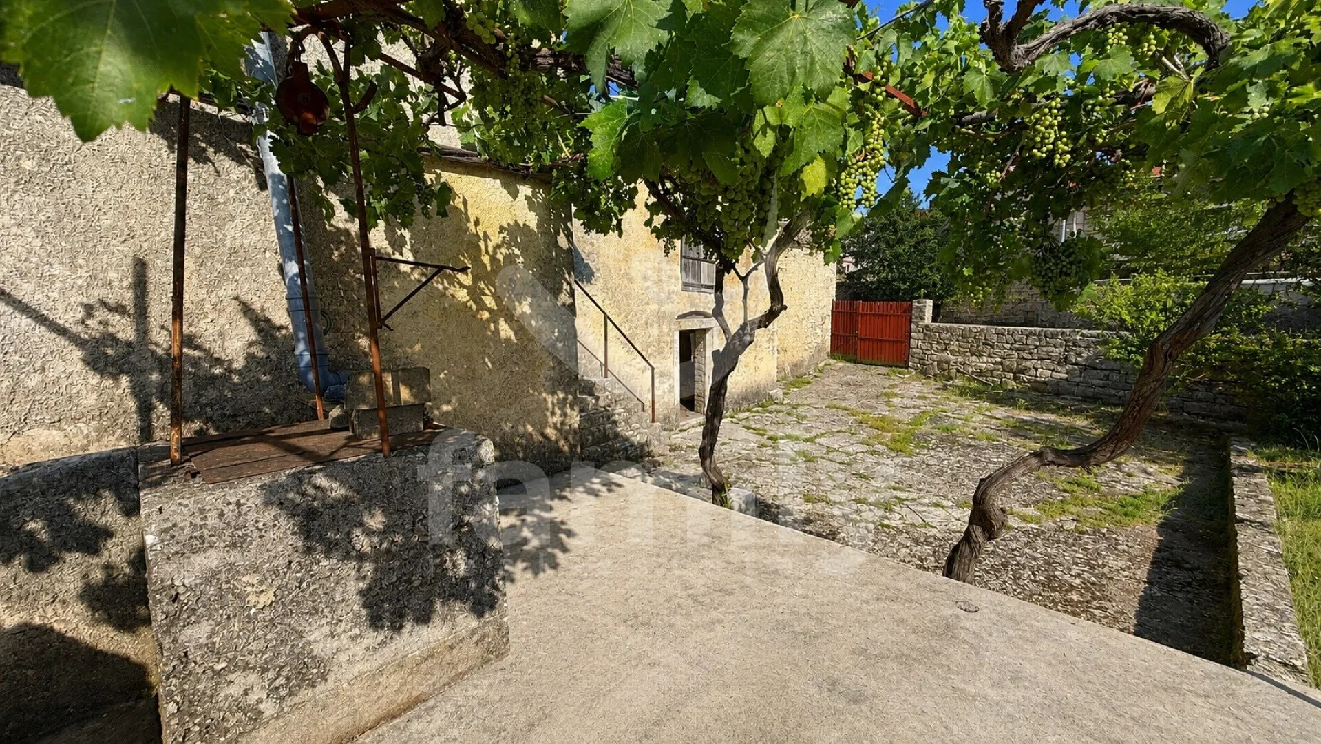 prodaja istarska kamena kuća s vrtom kanfanar - slika 3