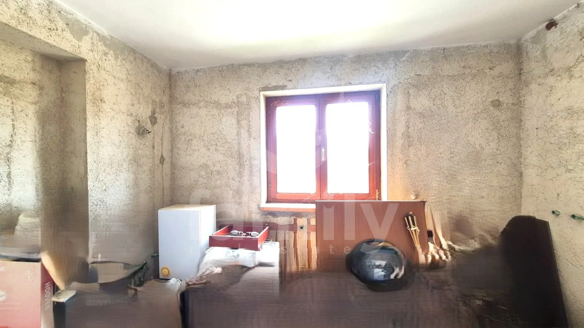 prodaja stana s potencijalom za uređenje u blizini mora - slika 10