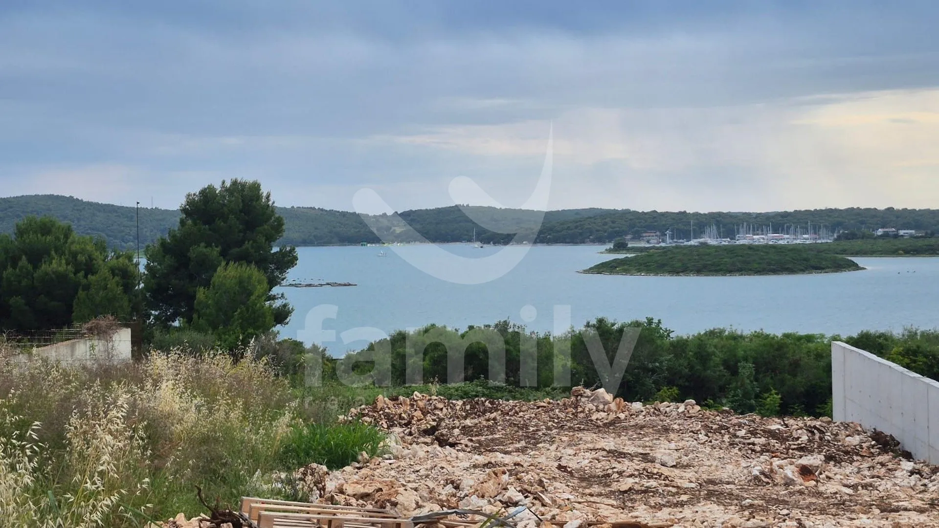 građevinsko zemljište na mirnoj lokaciji sa pogledom na more - slika 6