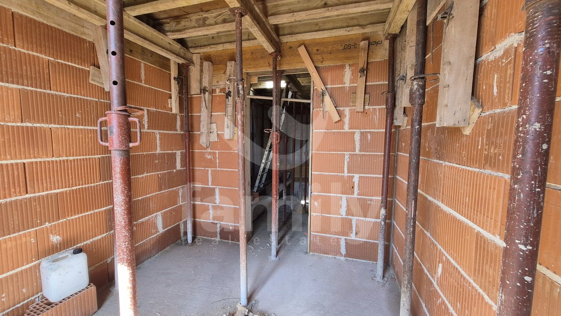prostran penthouse u modernoj novogradnji - slika 19