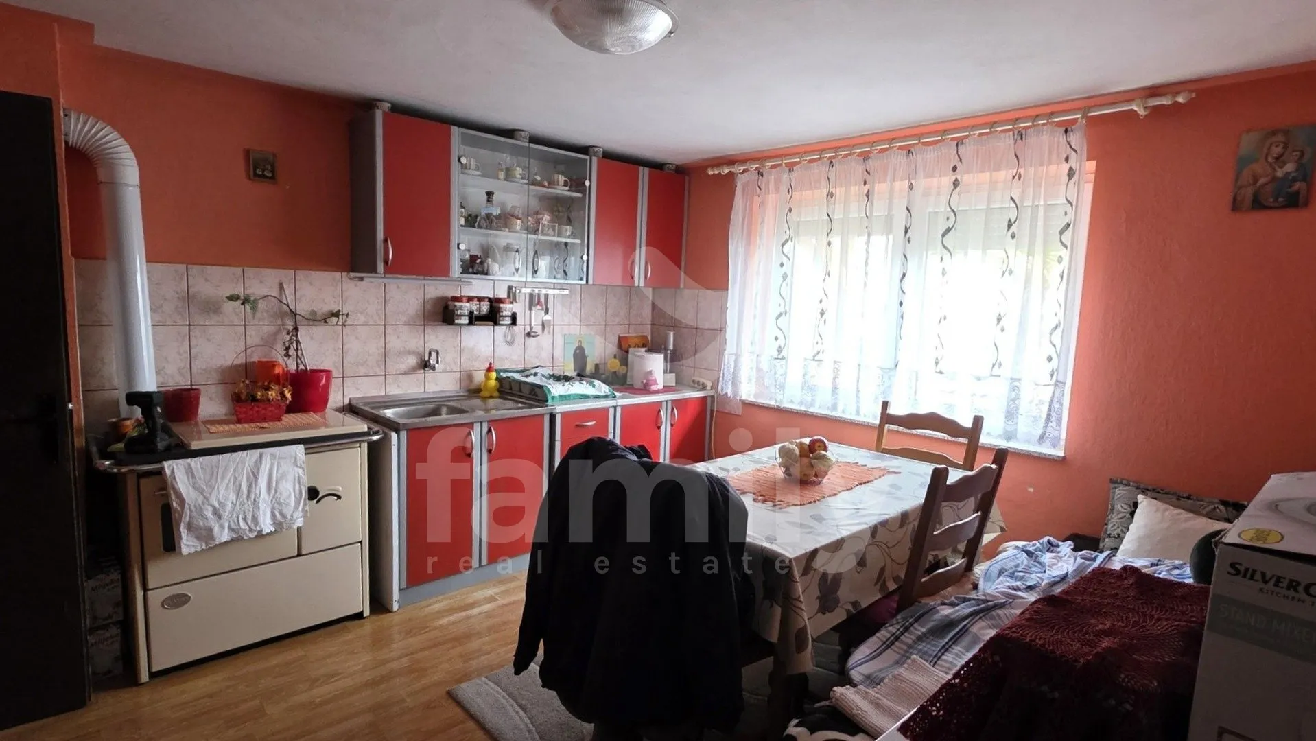 ekskluzivno prodaja obiteljske kuće u eminovcima - slika 5