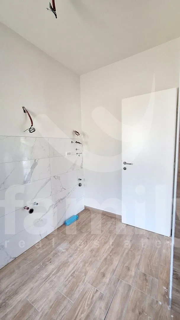 prodaja komforan dvosoban stan novogradnja blizu mora - slika 14