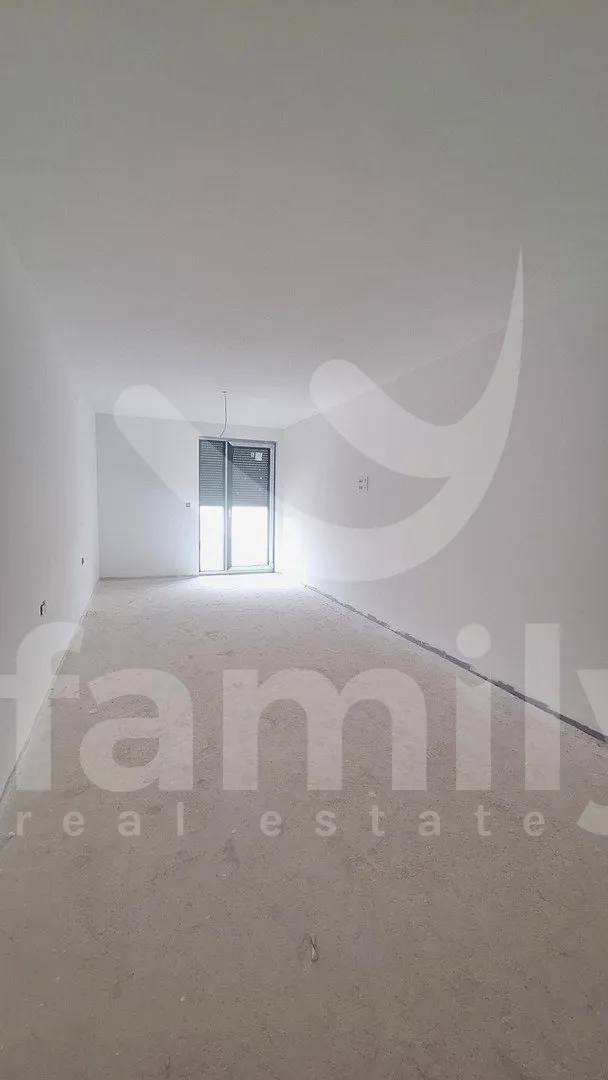 novi luksuzni penthouse na top lokaciji - slika 9