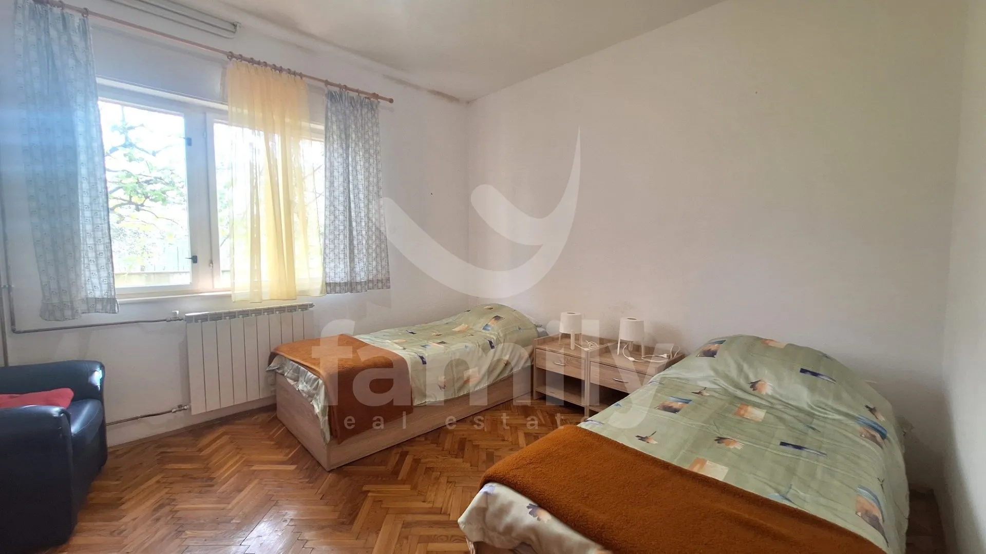 dugoročan najam prostrane katnice blizu mora - slika 17