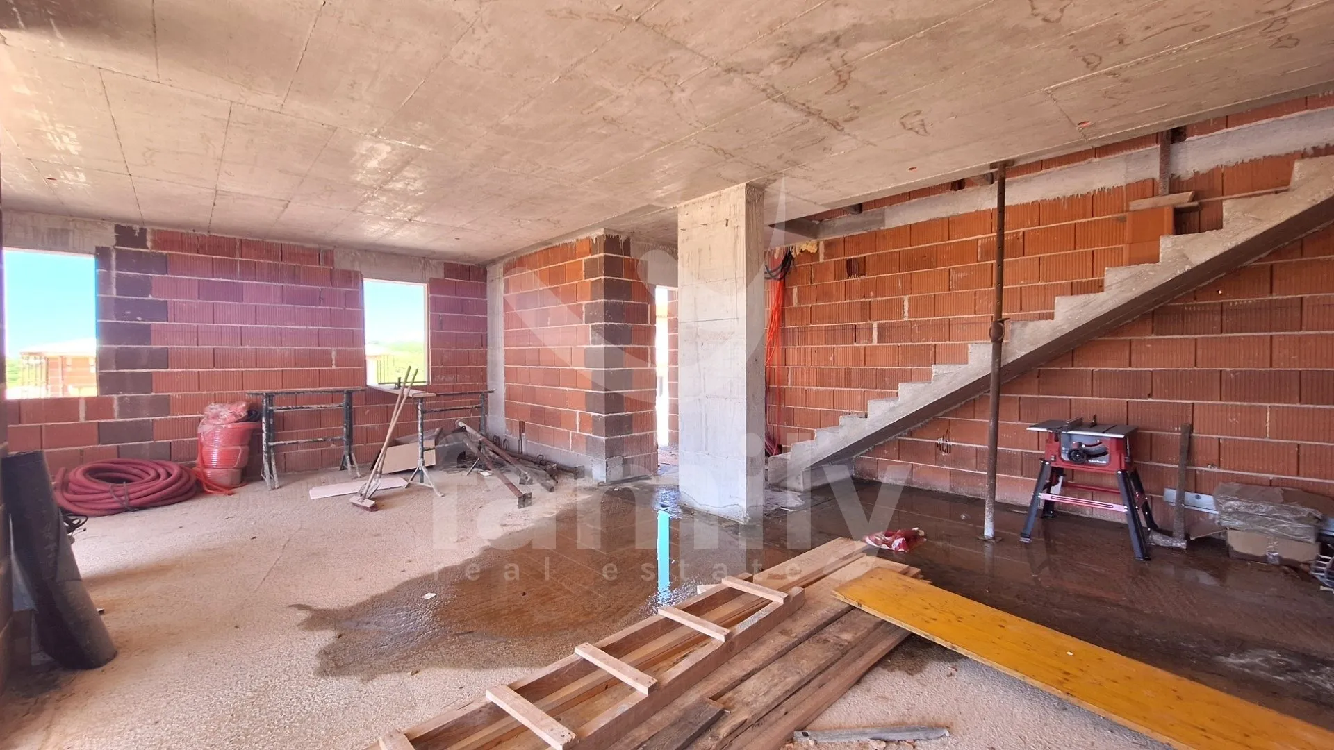 visokoisplativa vila sa pogledom na more na mirnoj lokaciji - slika 12