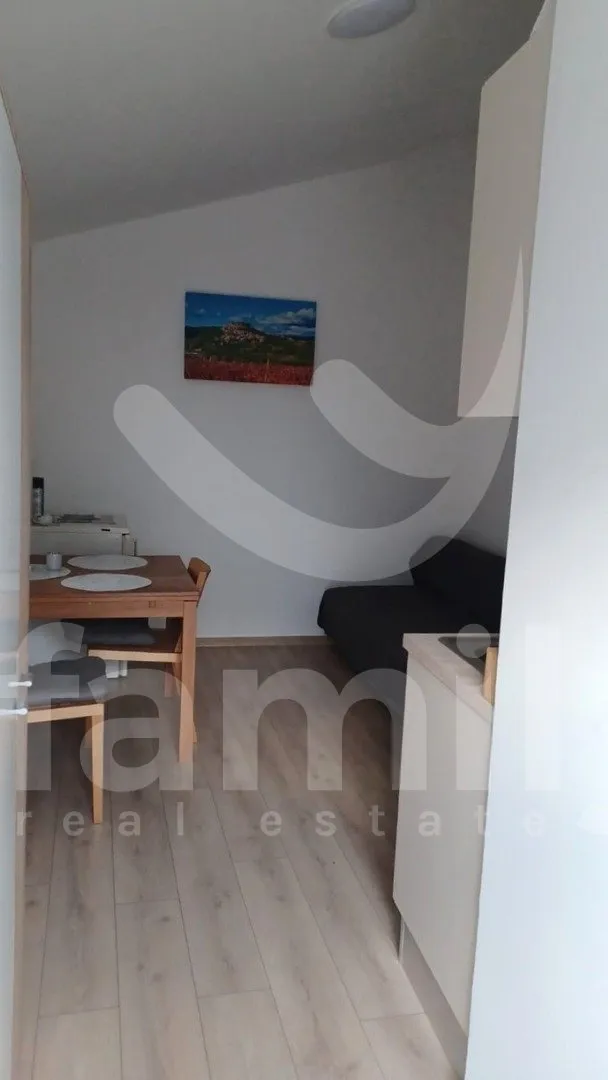 prodaja modernog stana u prizemlju nove kuće u šišanu - slika 9