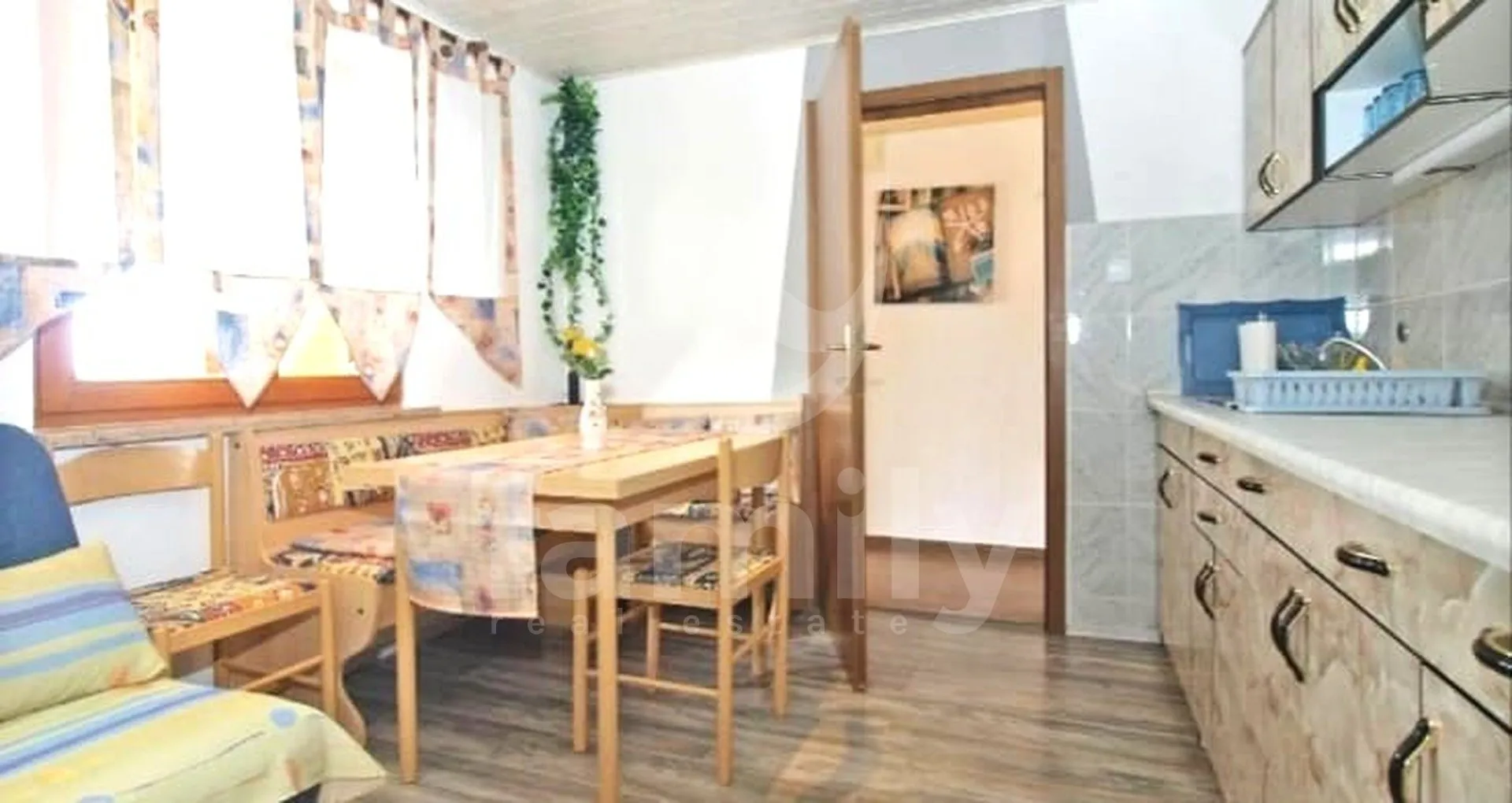 prodaja stanova u prizemlju na kraju naselja u blizini šume - slika 9