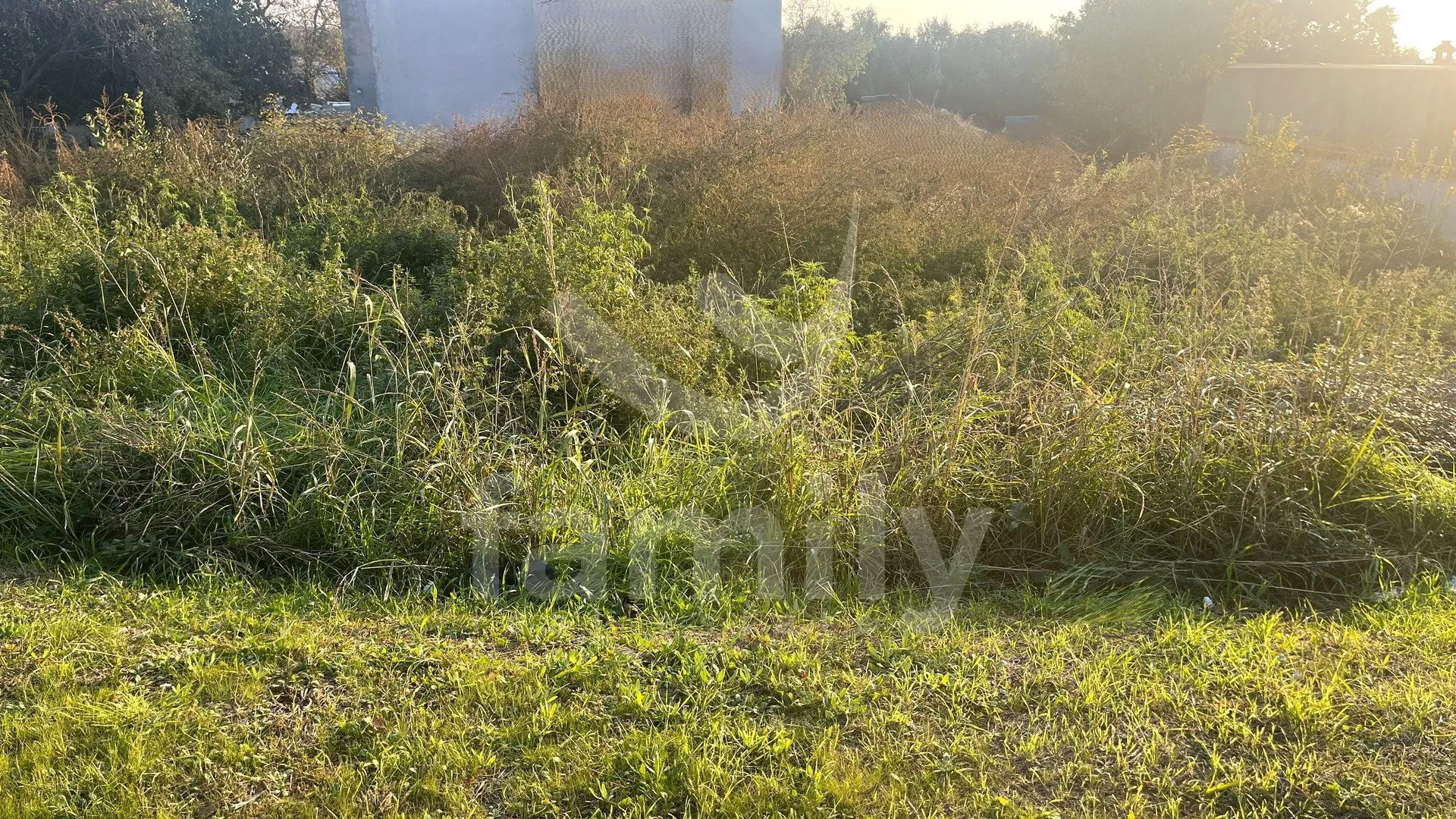 ekskluzivno građevinsko zemljište sa građevinskom dozvolom - slika 4