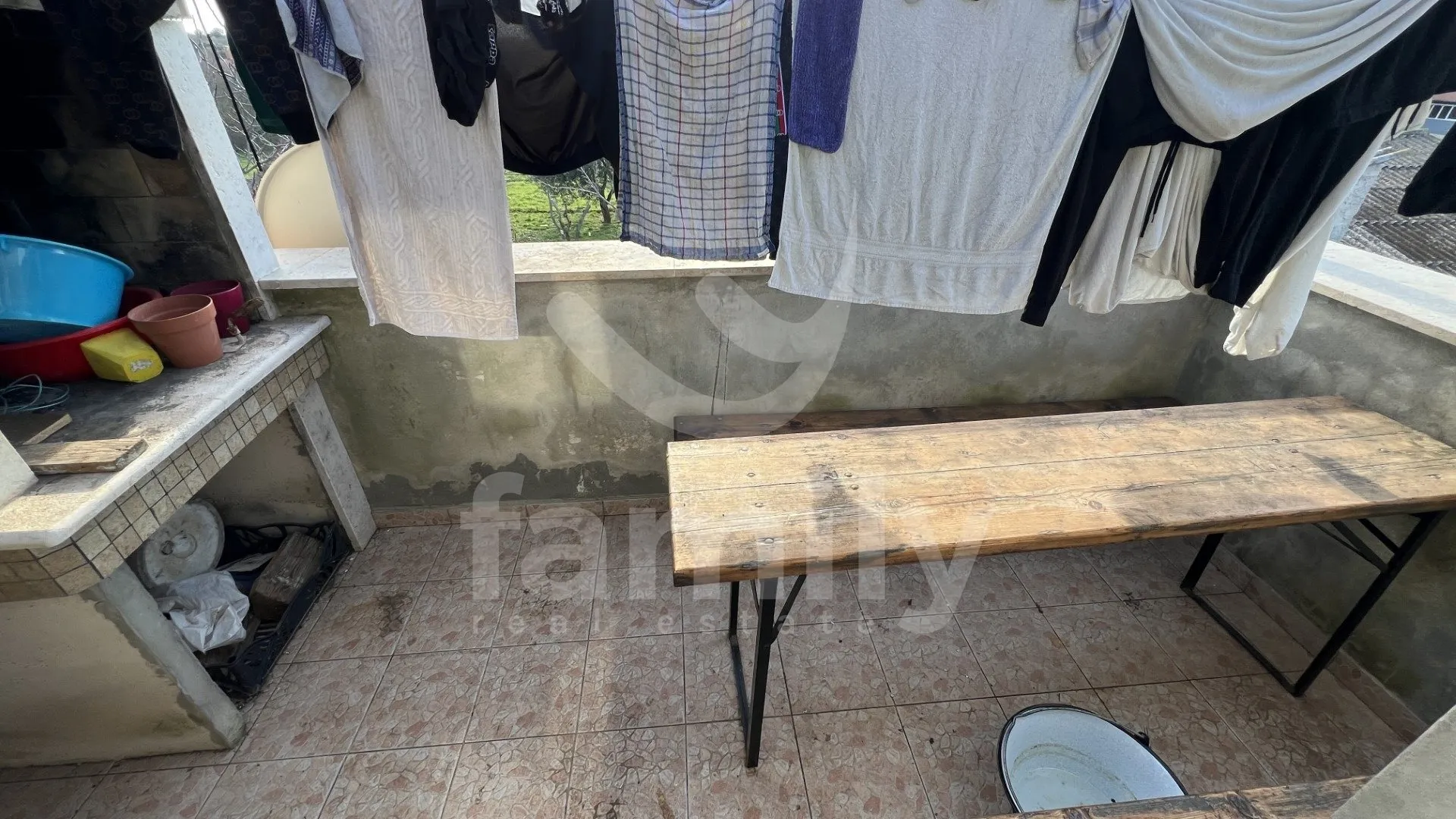 samostojeća kuća sa tri stambene jedinice na mirnoj lokaciji - slika 15