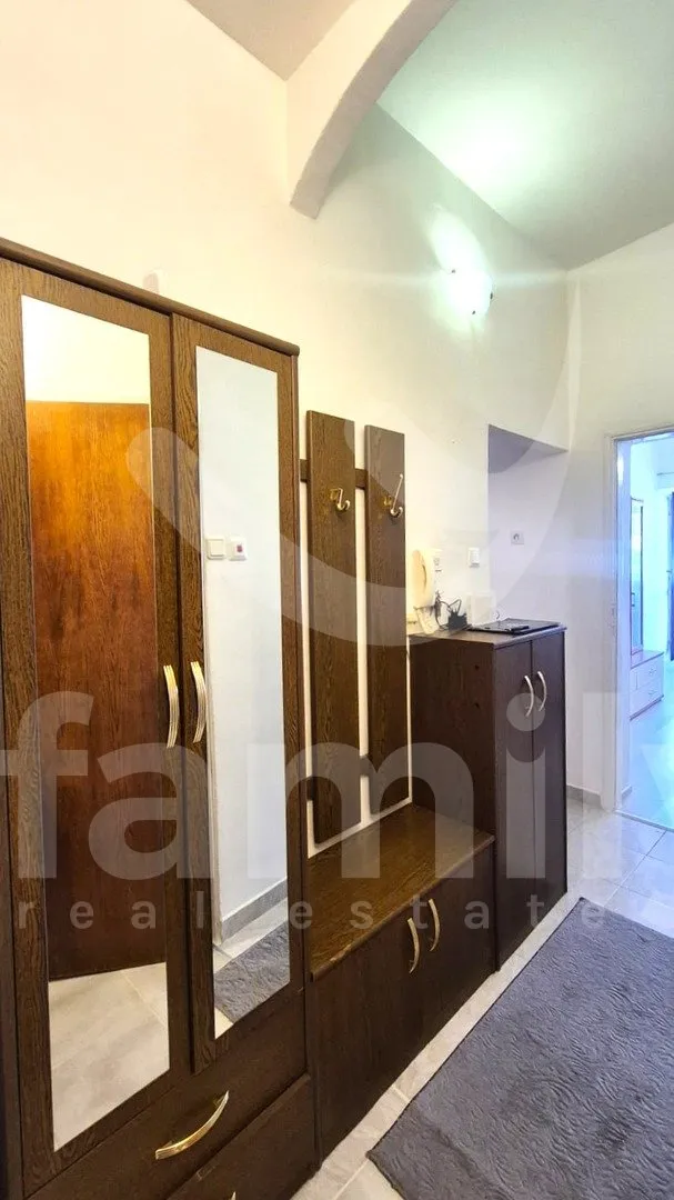prodaja stana na traženoj lokaciji - slika 7