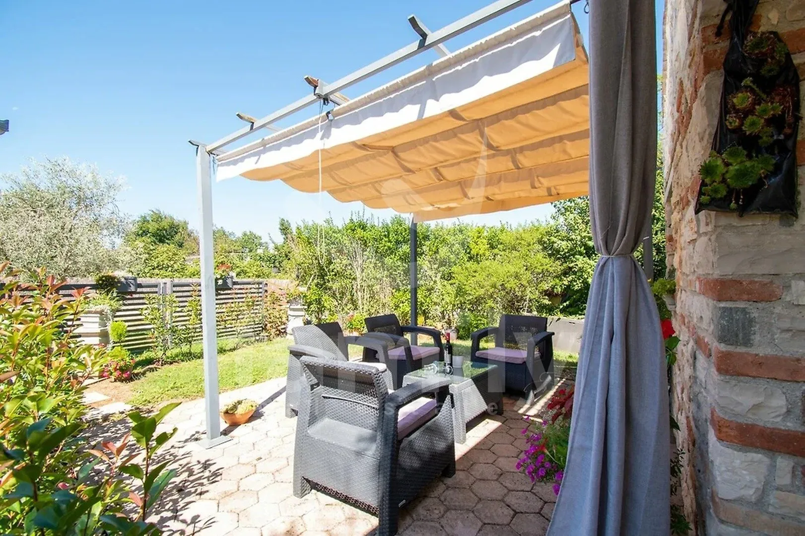 kuća na kraju sela - bazen, mir i veličanstven osjećaj slobode - slika 17