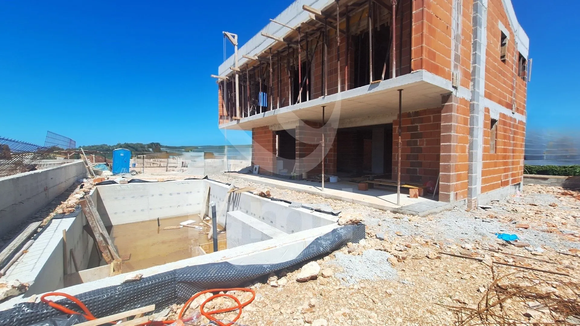 visokoisplativa vila sa pogledom na more na mirnoj lokaciji - slika 9