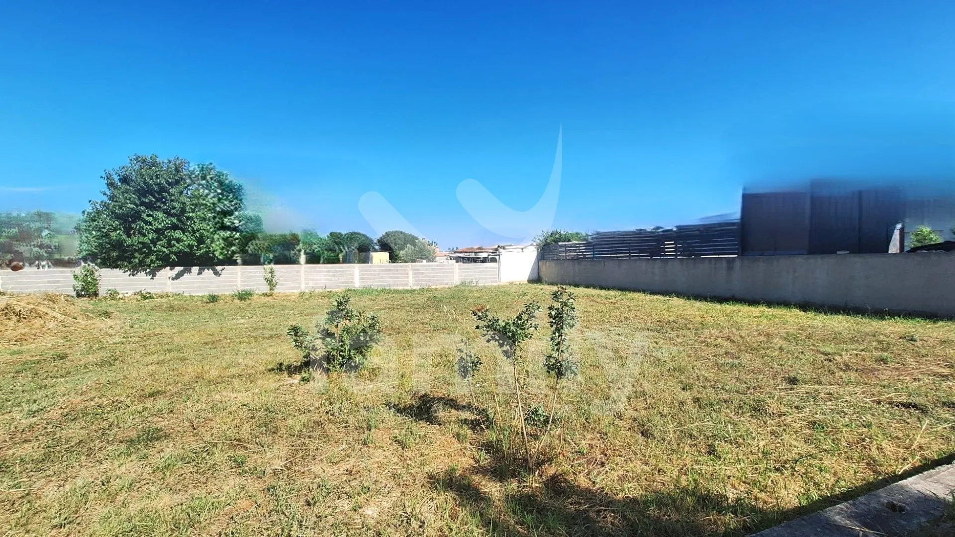 atraktivno građevinsko zemljište sa građevinskom dozvolom - slika 4