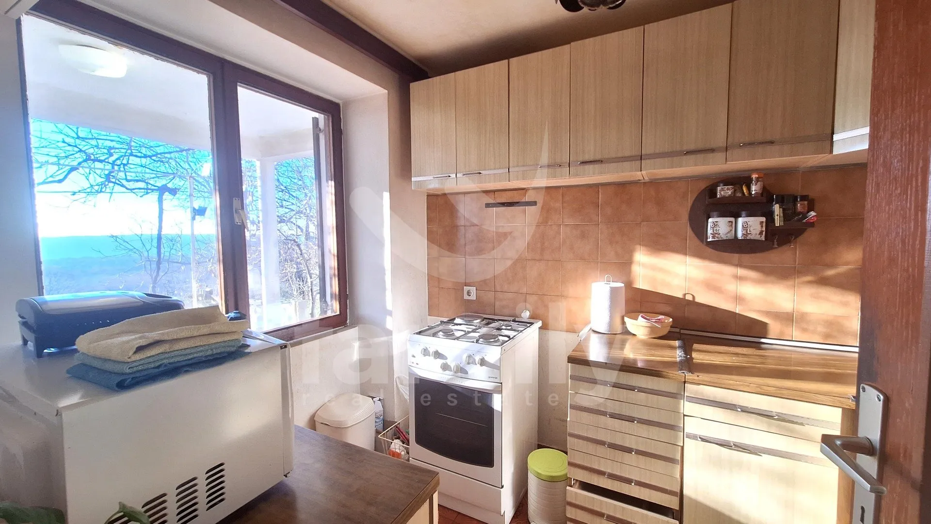 kamena kuća sa predivnim pogledom na more - slika 8
