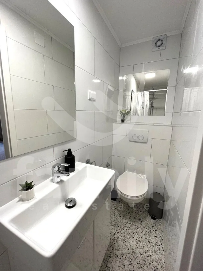 ekskluzivno novouređena kamena kuća sa dva apartmana - slika 7