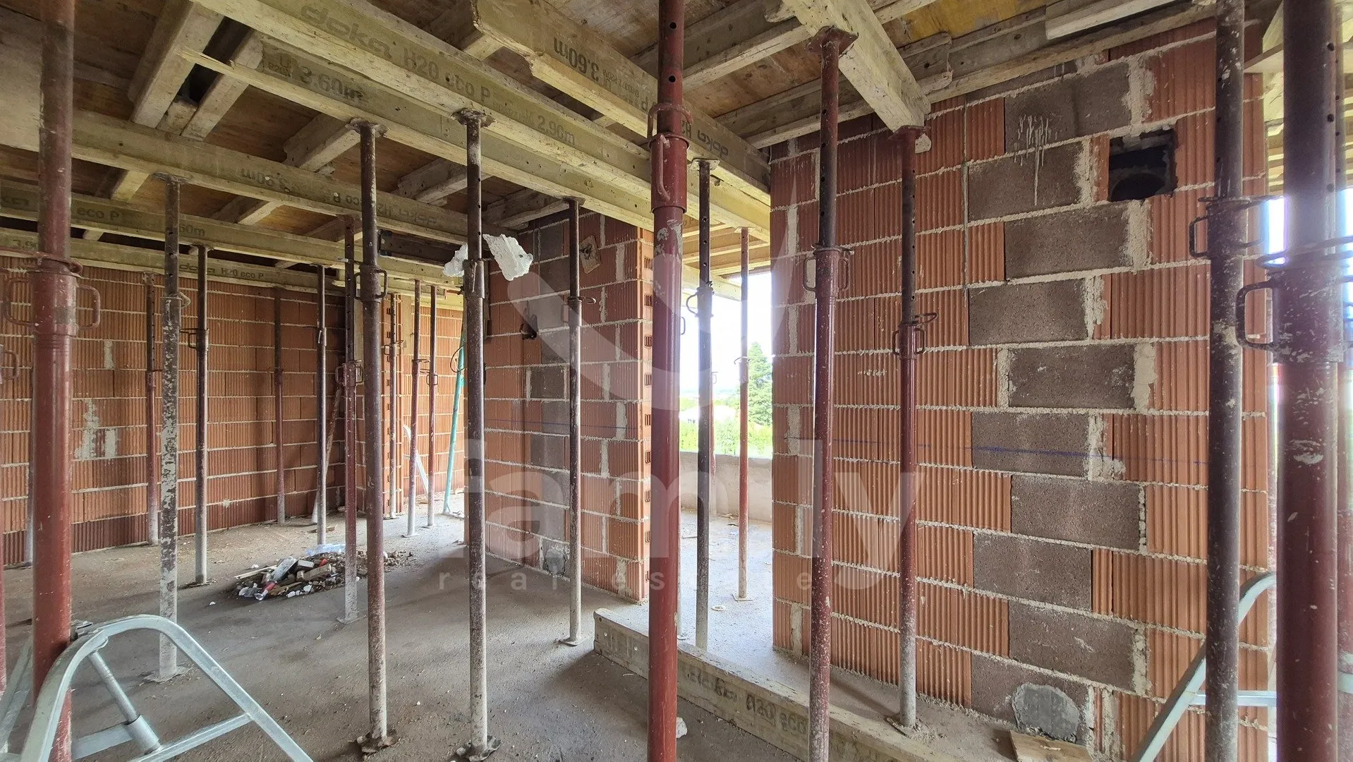 prostran penthouse u modernoj novogradnji - slika 17