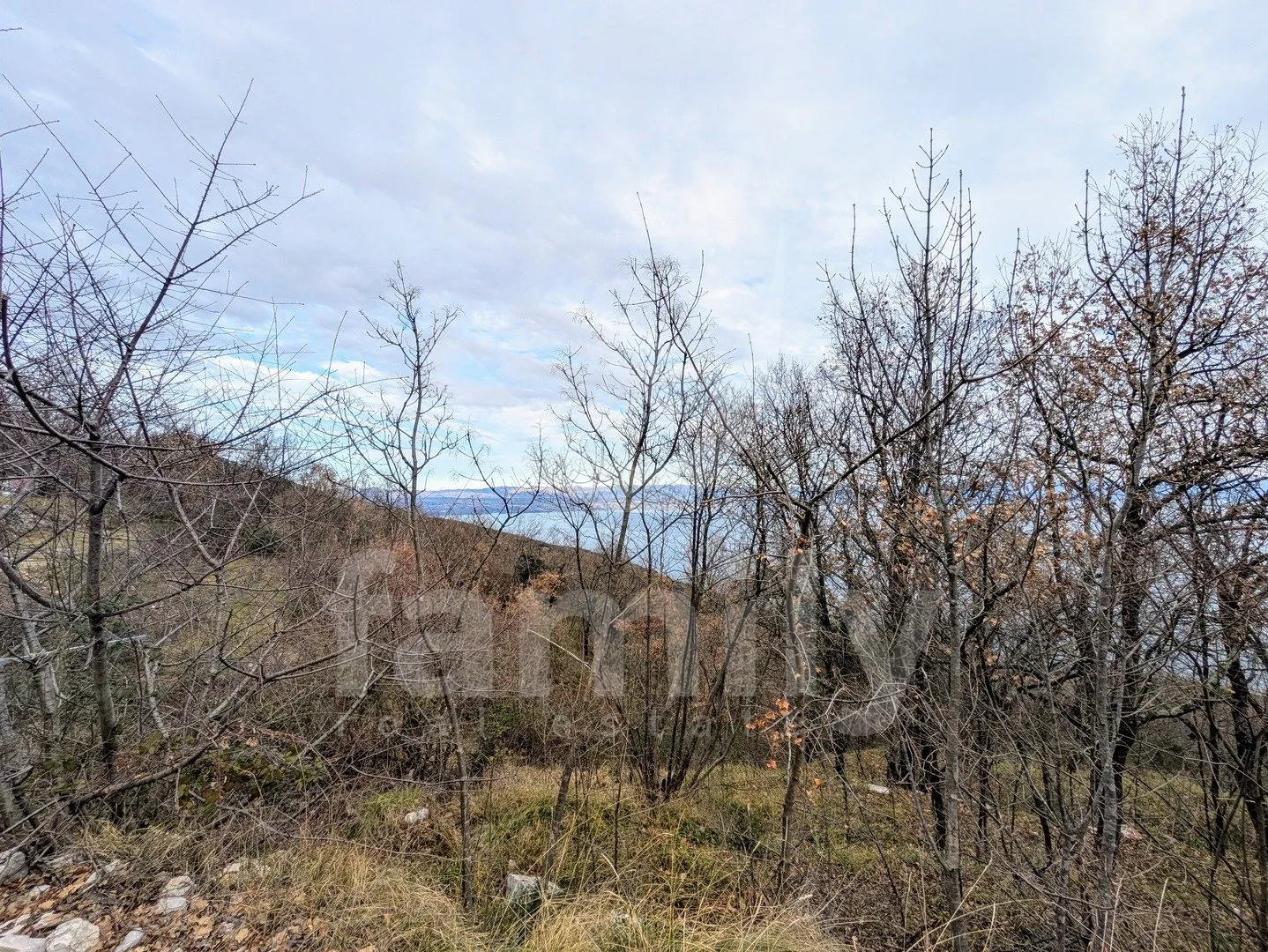 ekskluzivno poljoprivredno zemljište sa pogledom na more - slika 2