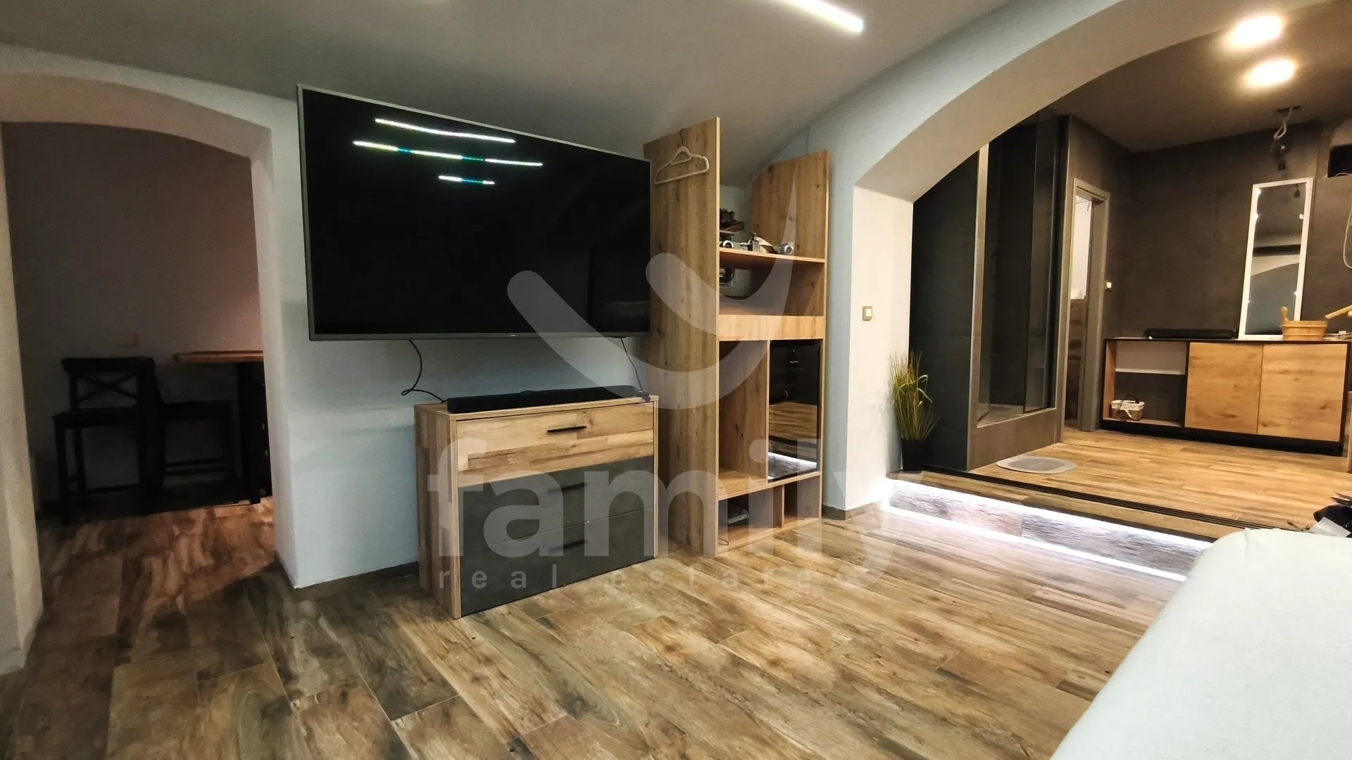 ekskluzivna prodaja atraktivnog apartmana na top lokaciji - slika 10