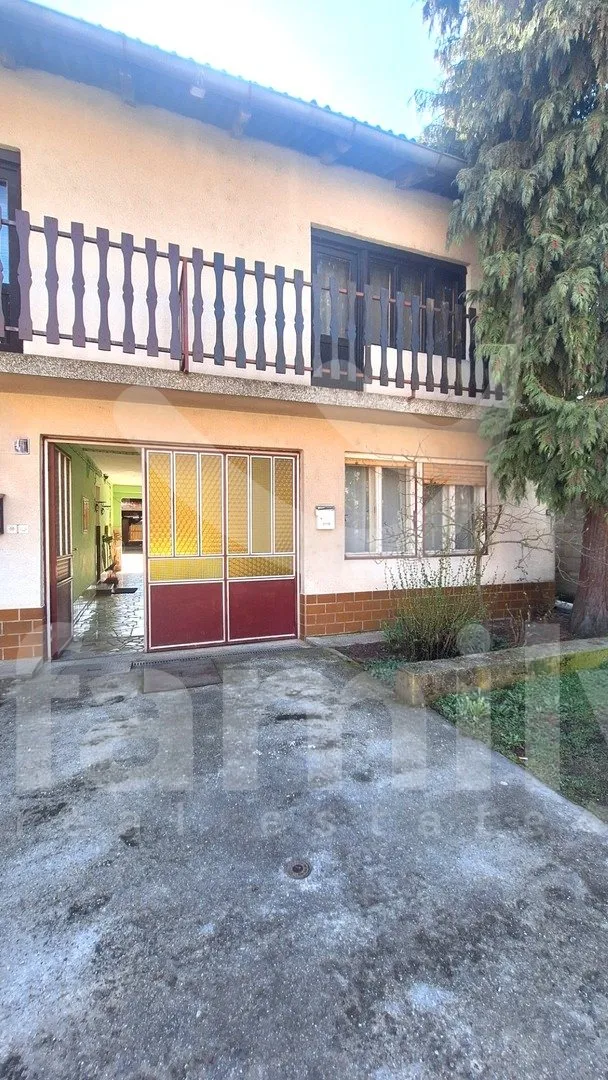 samo kod nas prodaja obiteljske kuće na veoma mirnoj lokaciji - slika 13
