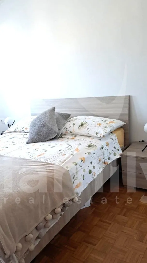 renoviran, namješten i moderan stan u puli - slika 3