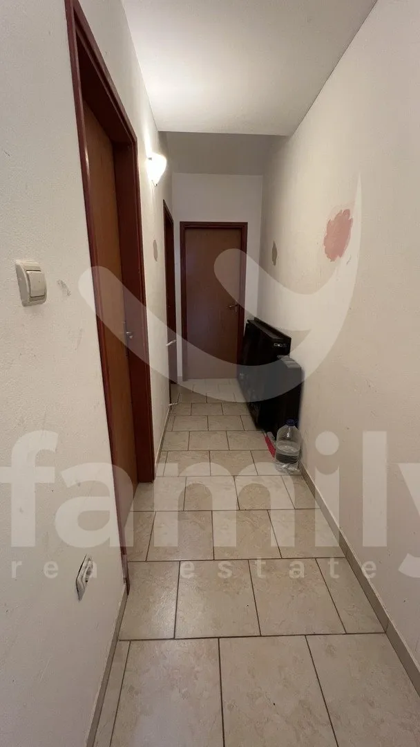 samostojeća kuća sa tri stambene jedinice na mirnoj lokaciji - slika 18