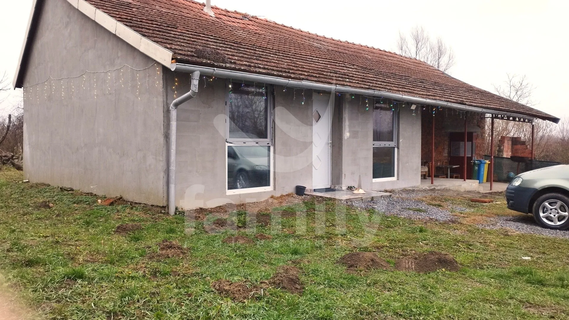 samo kod nas prodaja samostojeće obiteljske kuće - slika 14