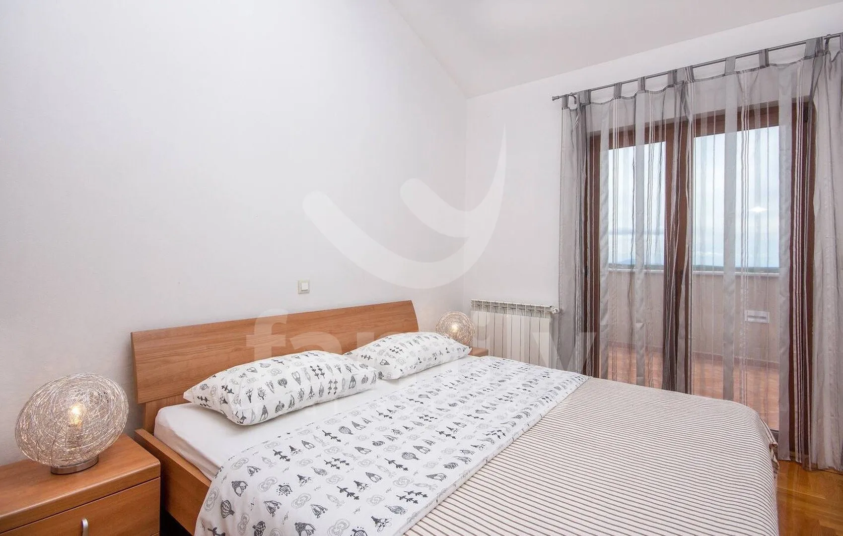 kamena villa sa bazenom i pogledom na prirodu - slika 6