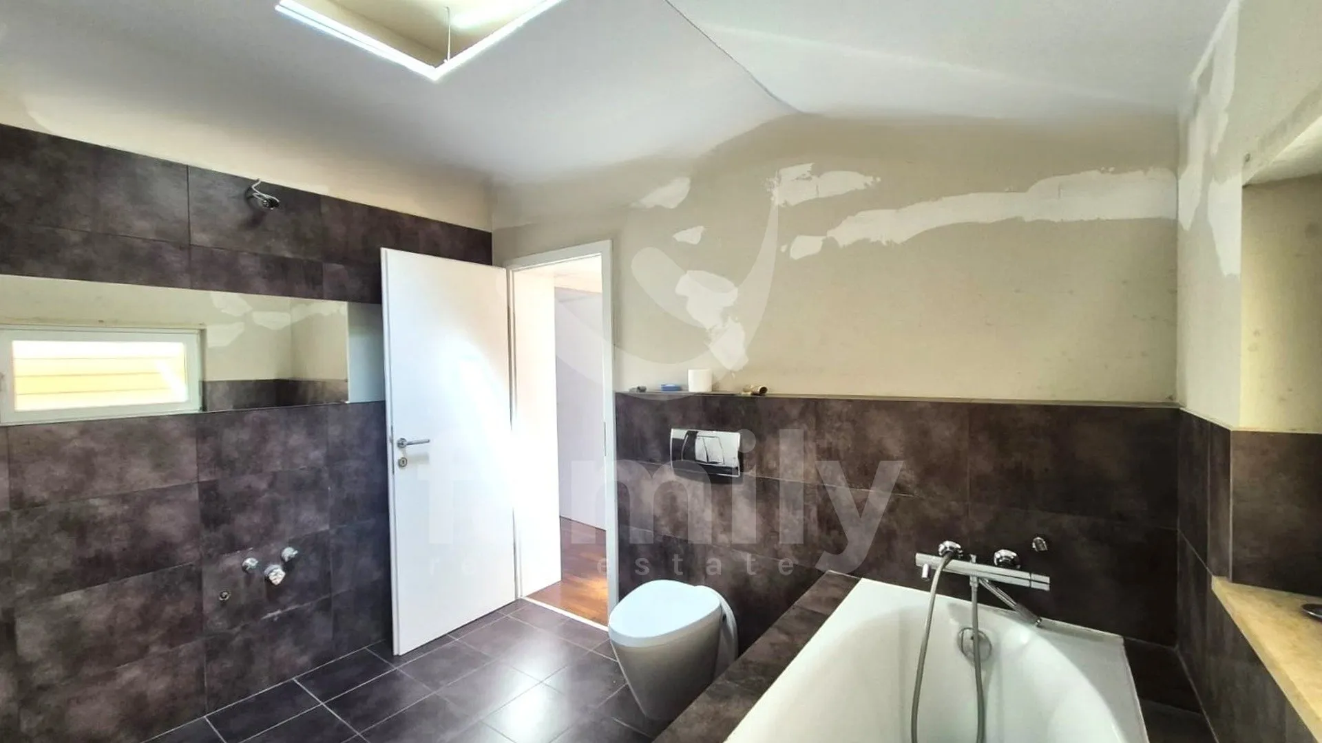 penthouse uz more s bazenom i panoramskim pogledom - slika 20