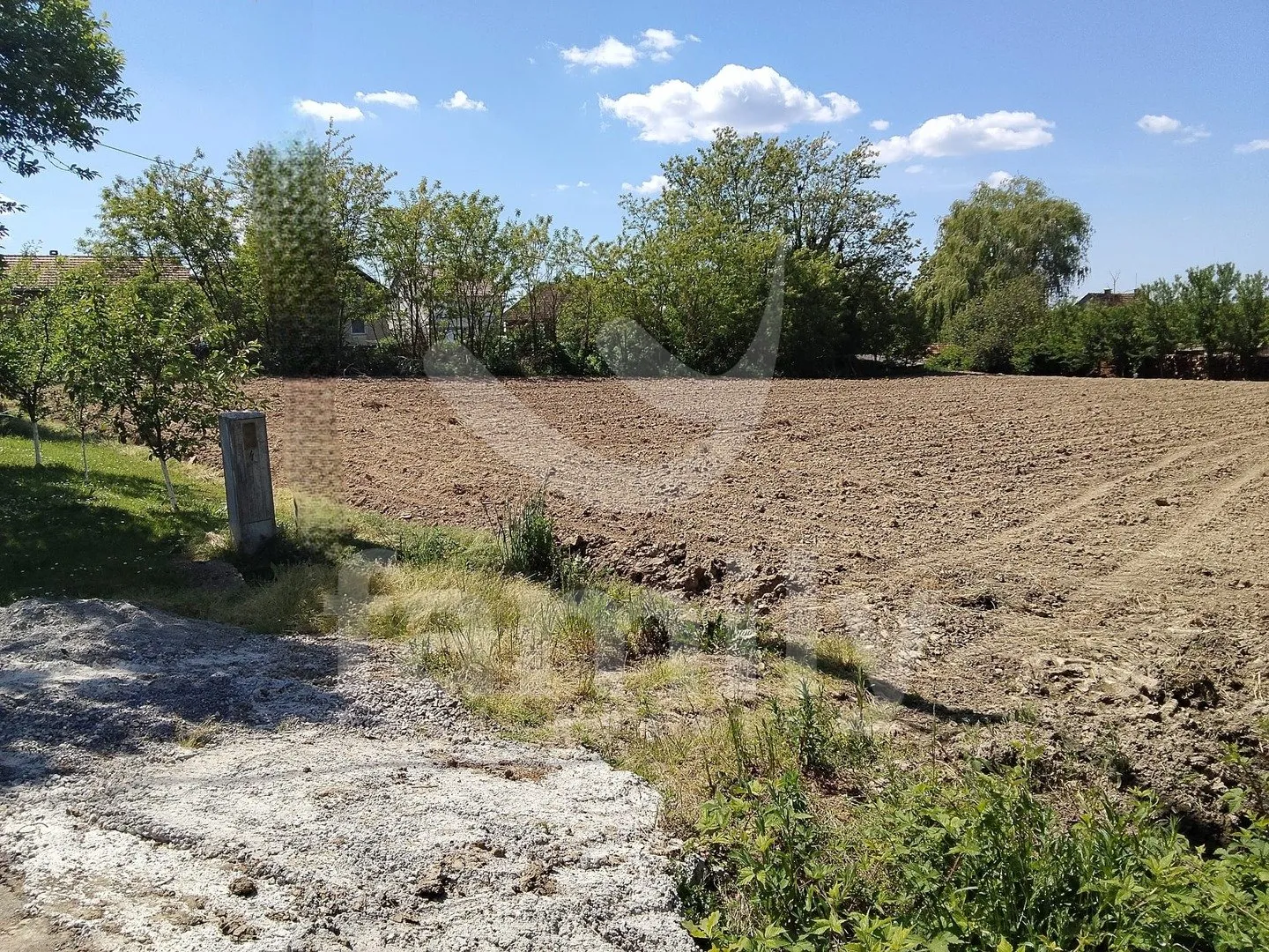 Prostrano Građevinsko Zemljište Na Prodaju U Brezovcu - Brezovac, Bjelovar