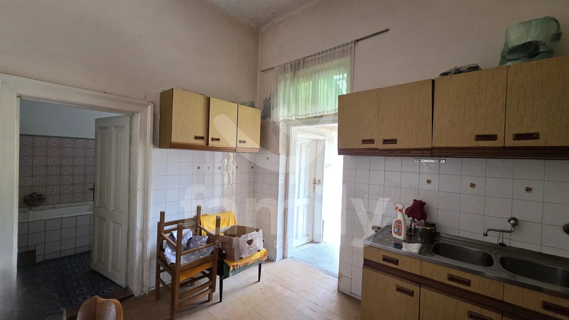 prodaja kuće centar nova gradiška - slika 7