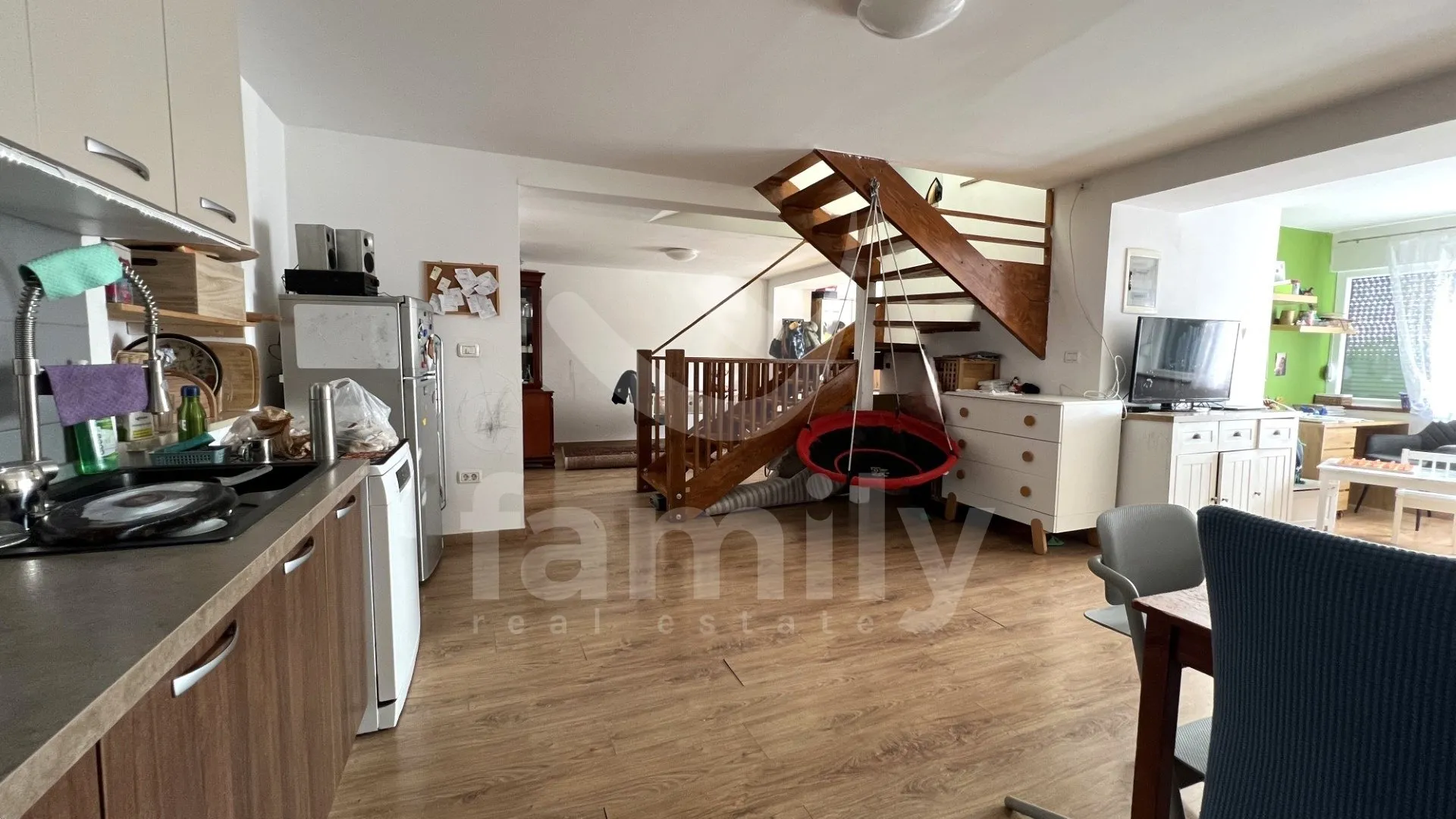 prodaja visokoisplative kuće sa dva apartmana u rovinju - slika 3