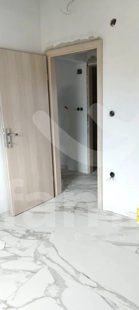dvoetažni novi stan, pogled more i tri spavaće sobe - slika 9