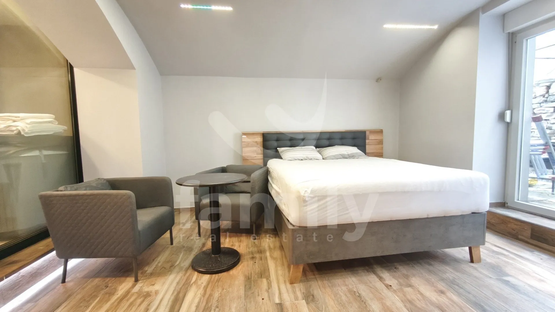 ekskluzivna prodaja atraktivnog apartmana na top lokaciji - slika 9
