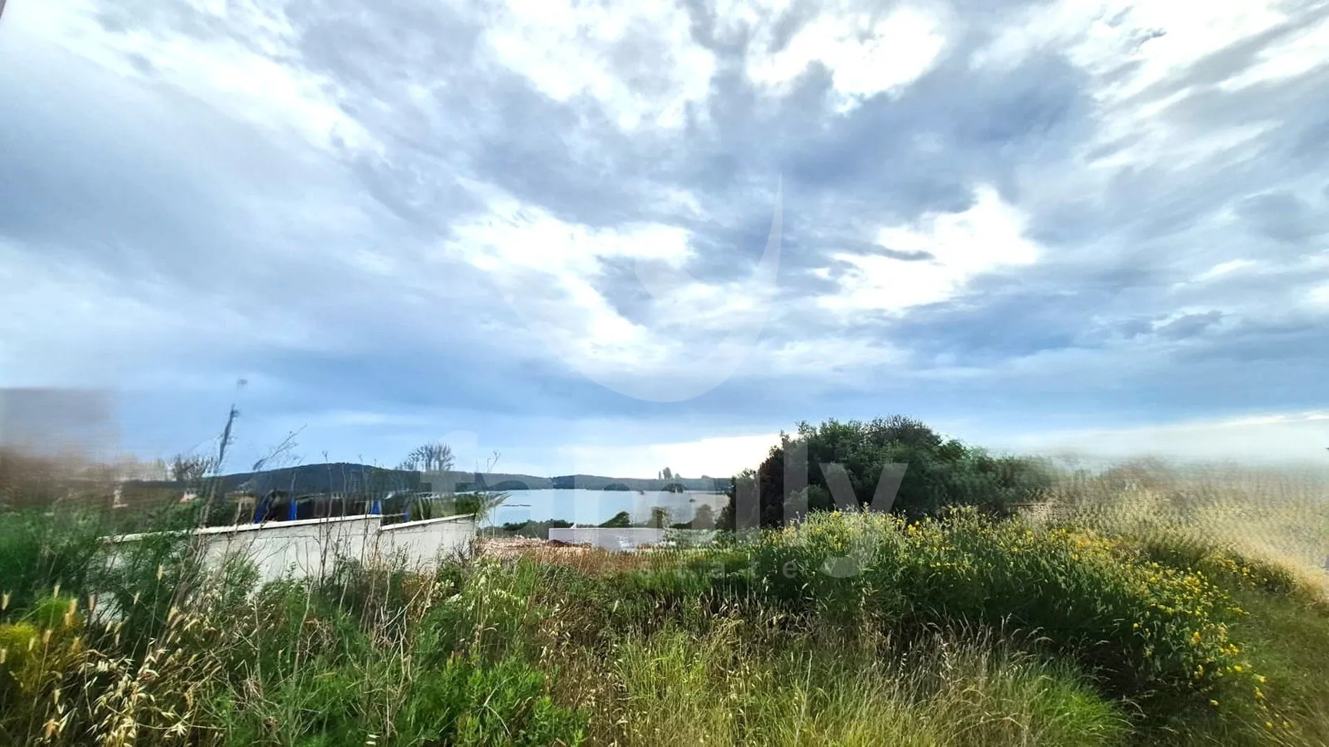 građevinsko zemljište na mirnoj lokaciji sa pogledom na more - slika 9