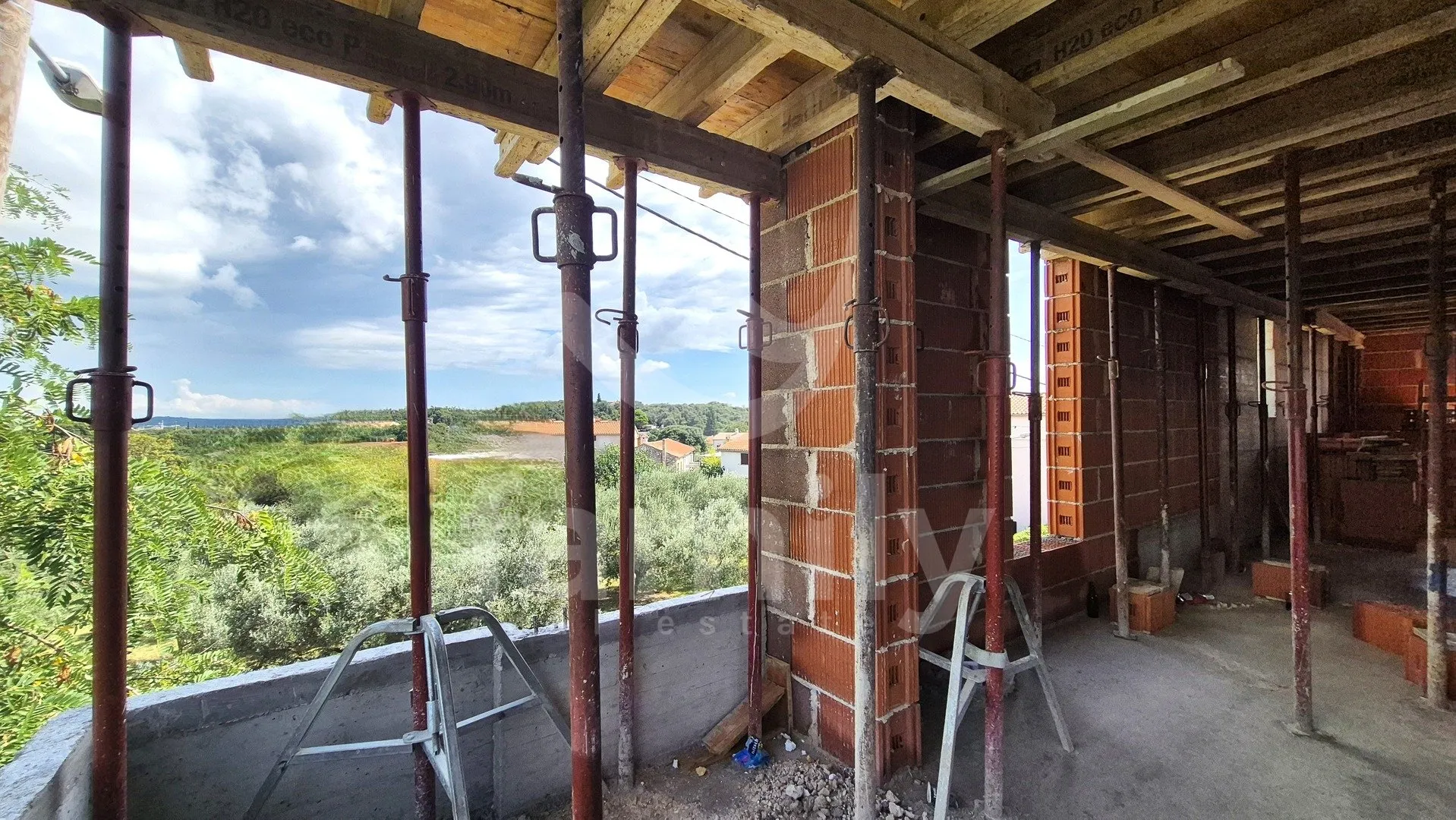 prostran penthouse u modernoj novogradnji - slika 4