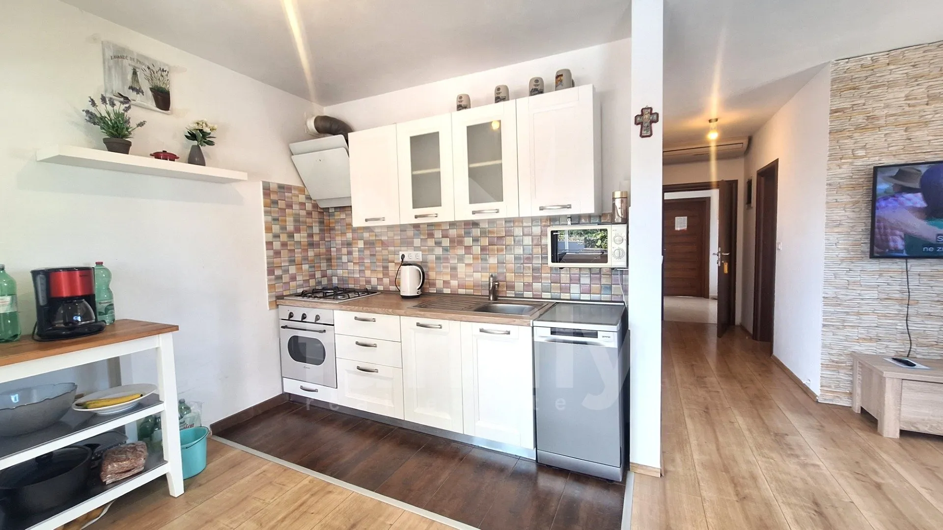 apartmanska kuća sa bazenom blizu mora - slika 10