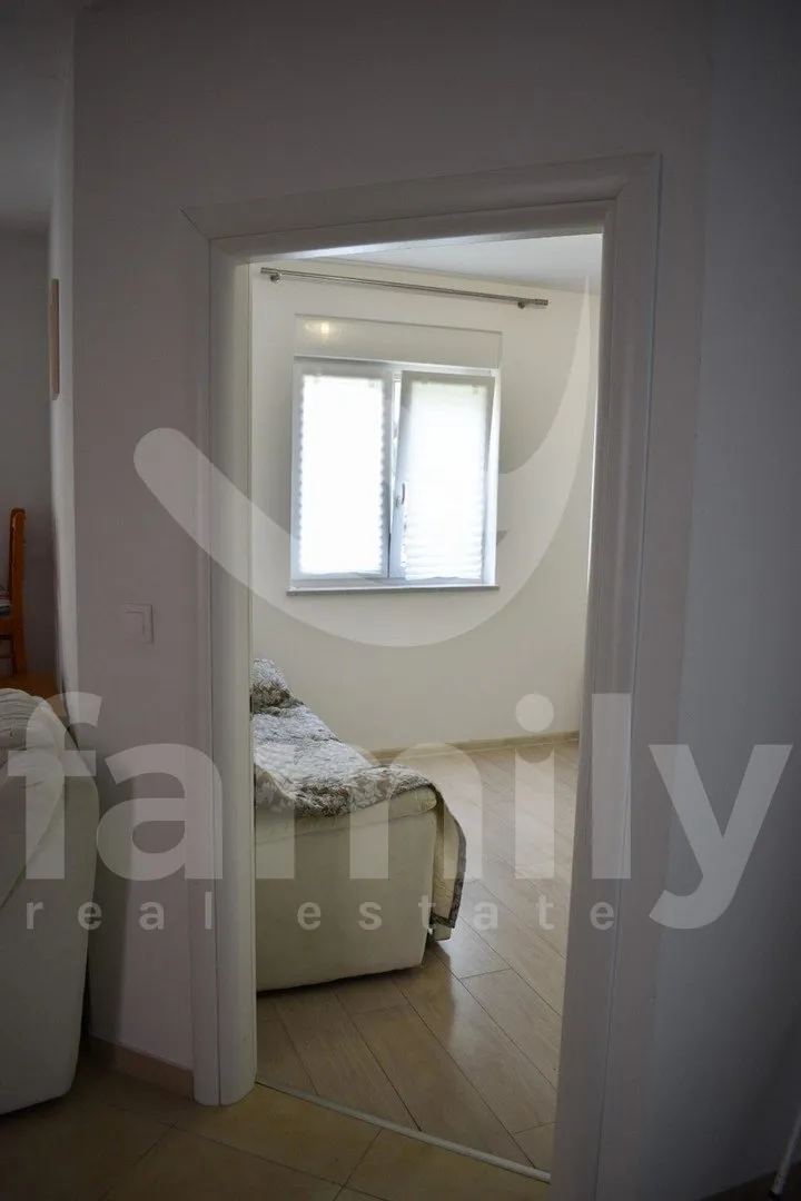 prodaja obiteljski stan s apartmanom i vrtom pula veli vrh - slika 13