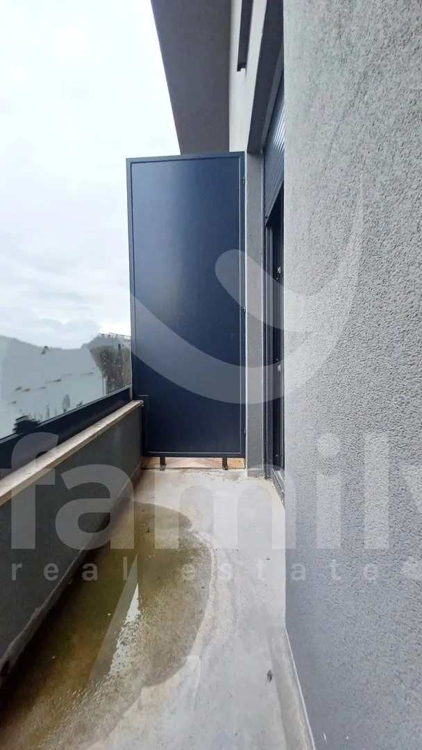 novi luksuzni penthouse na top lokaciji - slika 18