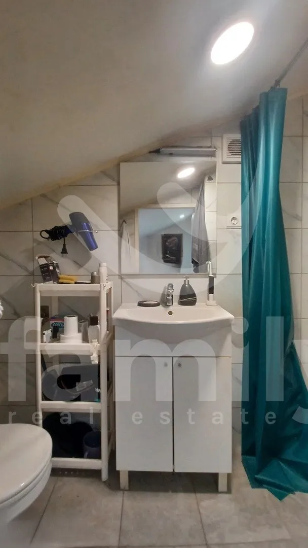 top prilika! stan u centru pule tik uz arenu - idealno za najam - slika 10