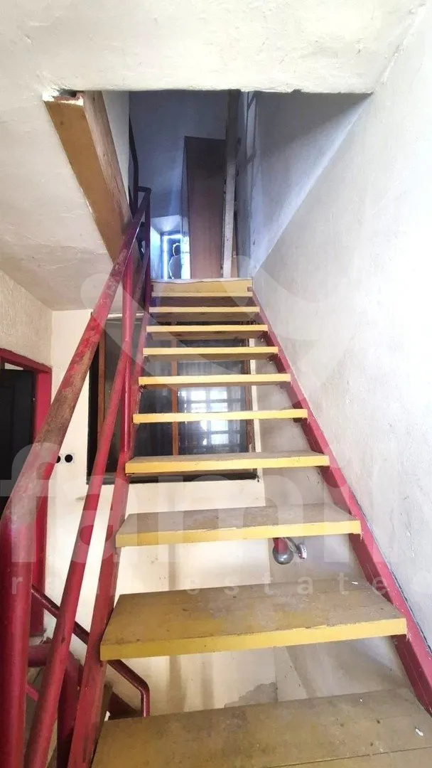prodaja kuće za adaptaciju na lijepoj lokaciji - slika 10