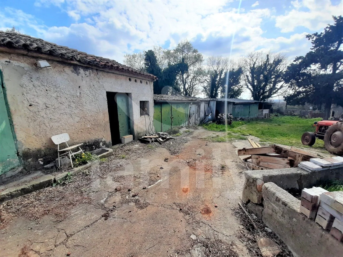starina na prostranom građevinskom zemljištu - slika 8