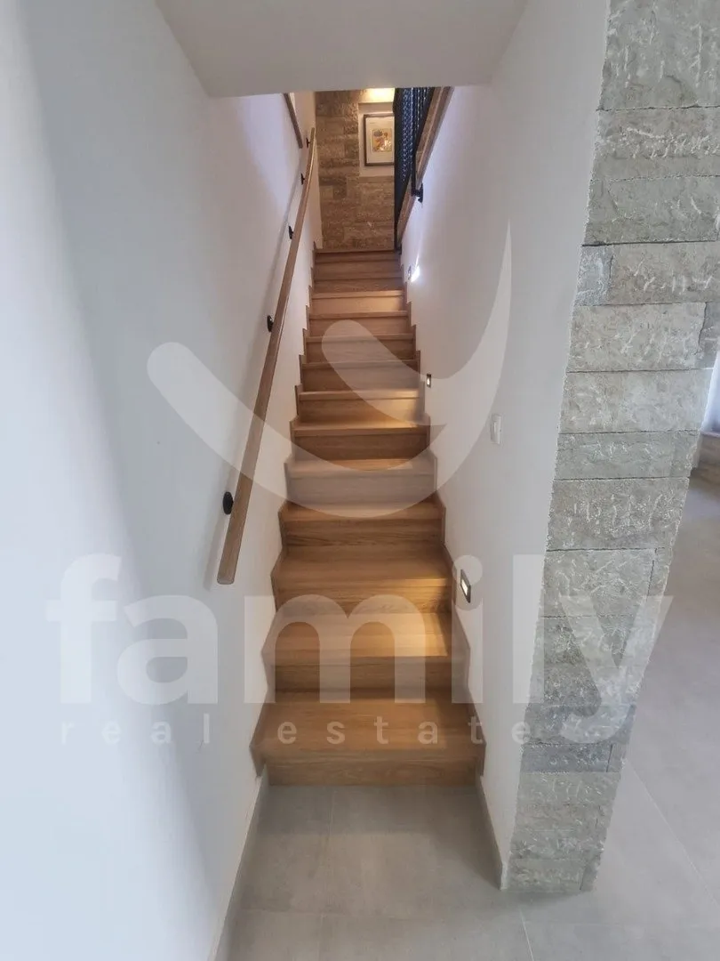 kamena renovirana kuća u centru istre - slika 5